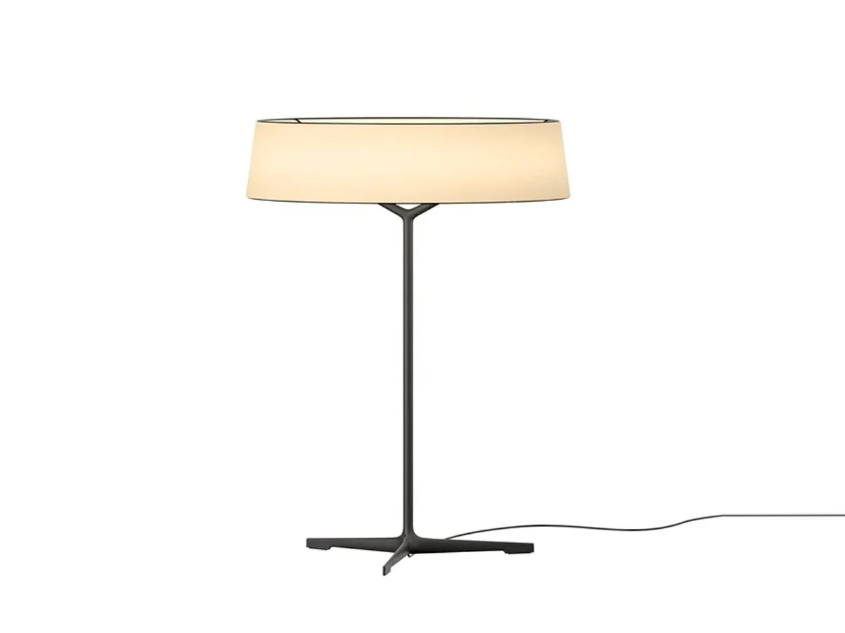 Vibia Dama Lampada da Tavolo
