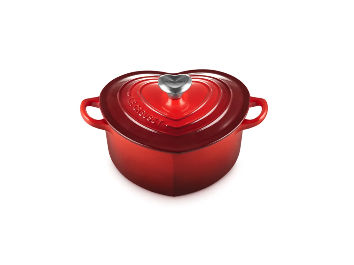 Le Creuset Casseruola a forma di cuore in ghisa con pomello a cuore