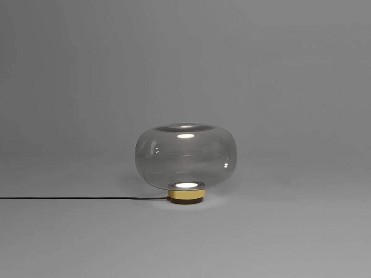 Tooy Legier 557.34 Lampada da Tavolo - Ottone spazzolato/Vetro fumé