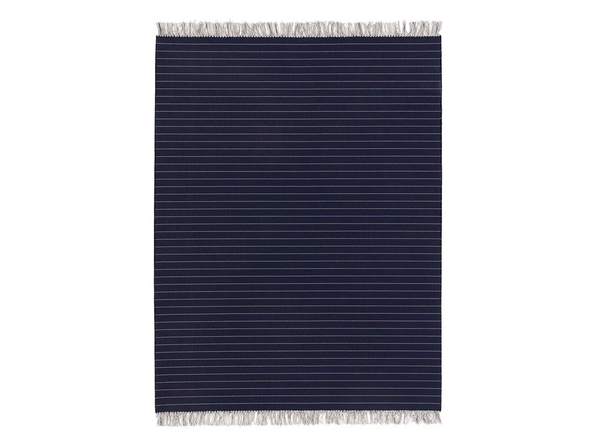 Woodnotes Line Tappeto Outdoor - Blu Navy Chiaro / Sabbia Chiara
