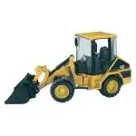 Mezzo cantiere Bruder 2441 CAT Ruspa, realismo e divertimento in miniatura